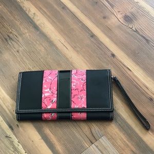 Mary Kay coupon clutch